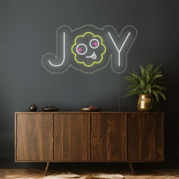 LED neon nápis 'joy emoji' na zeď - neon světlo bílé do obývacího pokoje