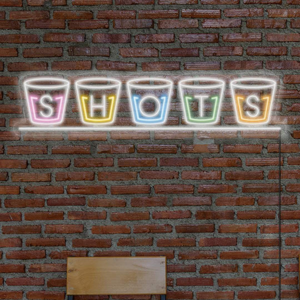 LED neon nápis 'Shots - panáky' -  svítící dekorace na zeď